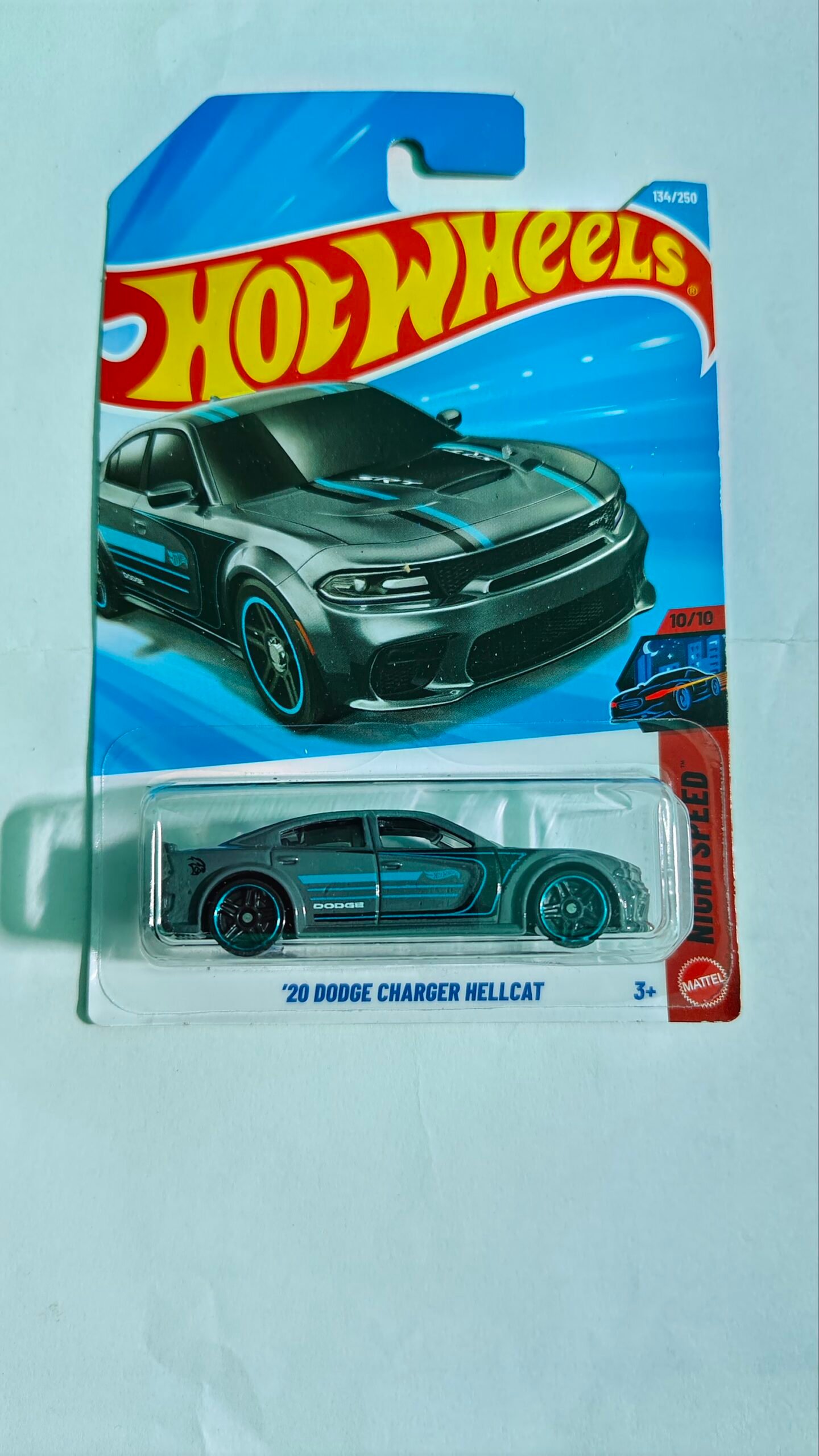 20-dodge-charger-hellcat